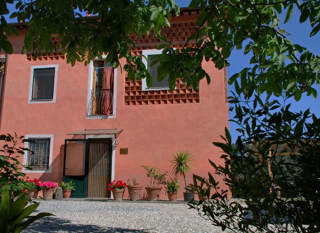 Ospitalita Rurale L'uccelliera Bed & Breakfast Lucca